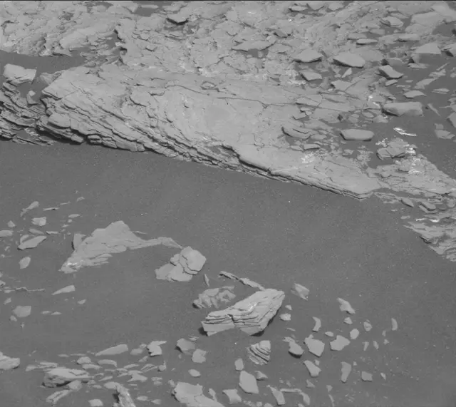 Sol 2891: Mast Camera (Mastcam)