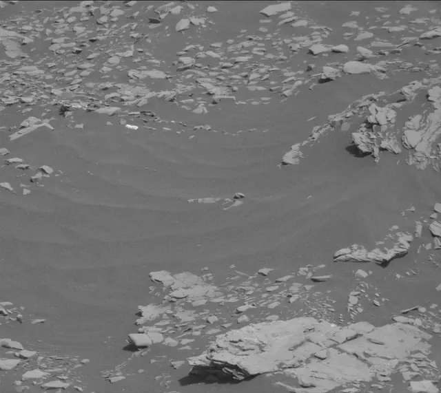 Sol 2893: Mast Camera (Mastcam)