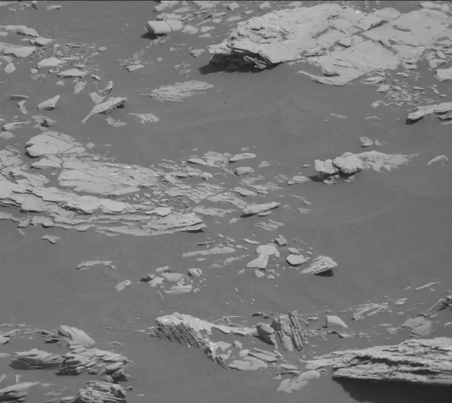 Sol 2893: Mast Camera (Mastcam)