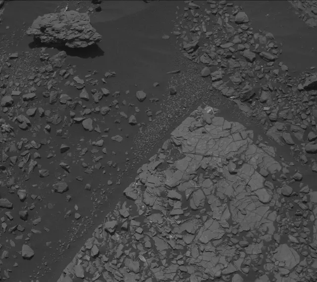 Sol 2898: Mast Camera (Mastcam)