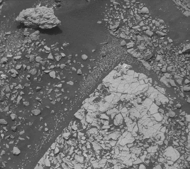 Sol 2898: Mast Camera (Mastcam)