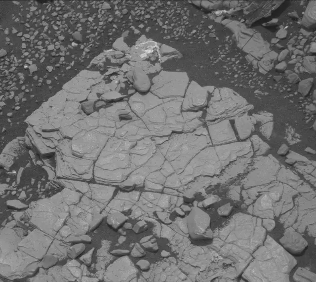 Sol 2898: Mast Camera (Mastcam)