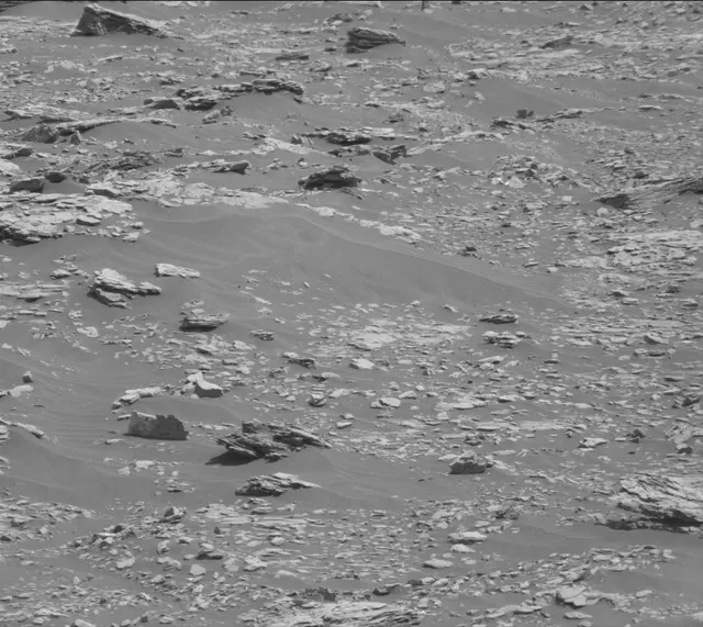 Sol 2904: Mast Camera (Mastcam)