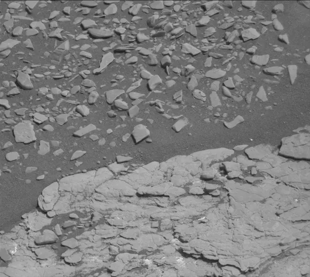 Sol 2904: Mast Camera (Mastcam)