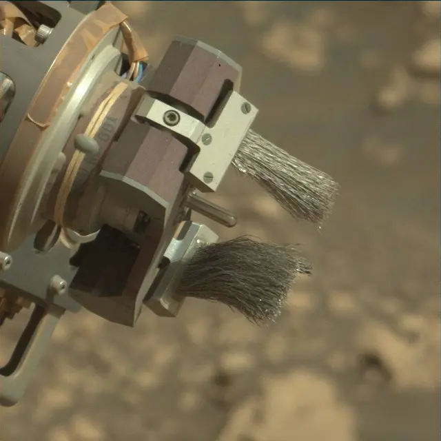Sol 2906: Mast Camera (Mastcam)