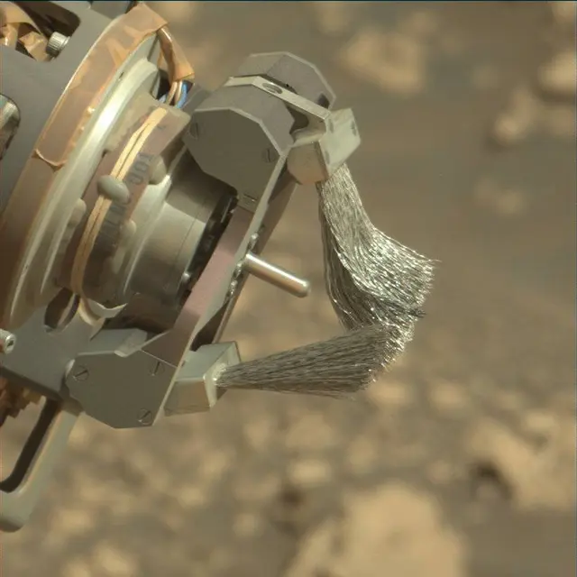 Sol 2906: Mast Camera (Mastcam)