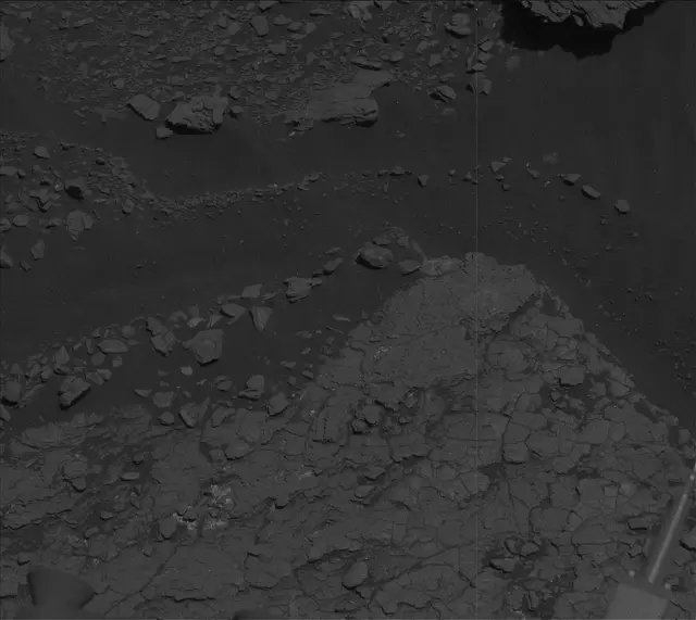 Sol 2907: Mast Camera (Mastcam)