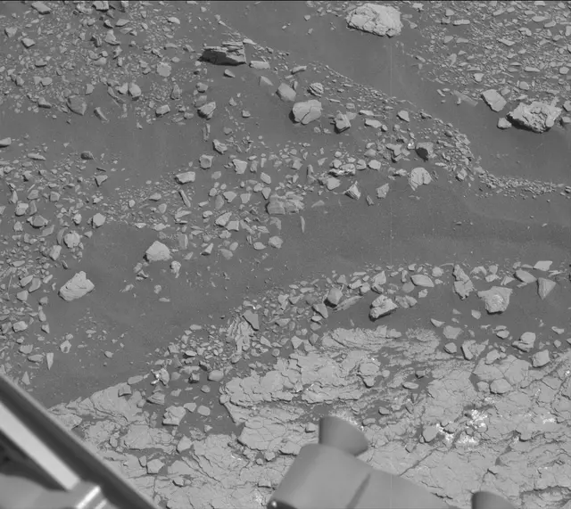 Sol 2907: Mast Camera (Mastcam)