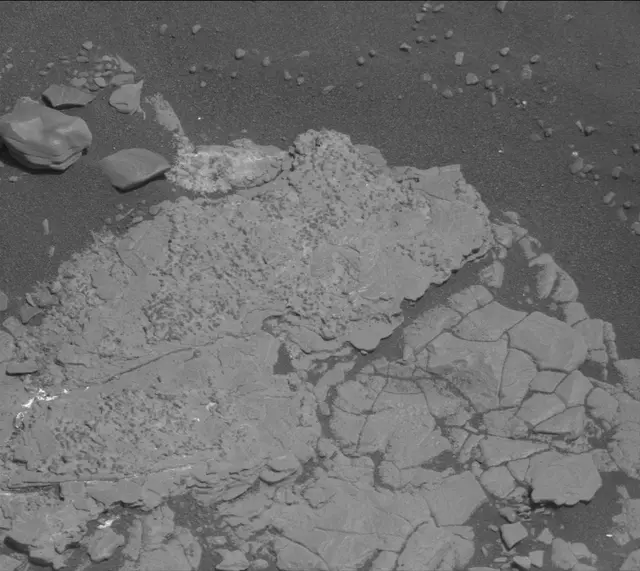 Sol 2907: Mast Camera (Mastcam)