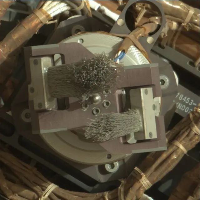 Sol 2908: Mast Camera (Mastcam)