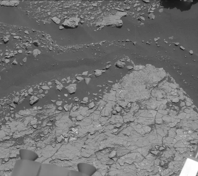 Sol 2909: Mast Camera (Mastcam)