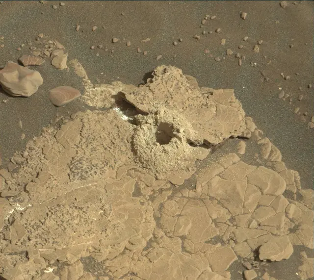 Sol 2910: Mast Camera (Mastcam)
