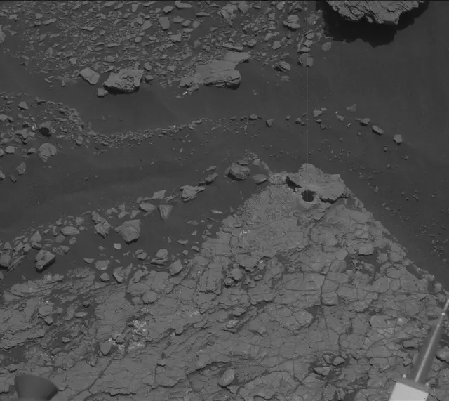 Sol 2911: Mast Camera (Mastcam)