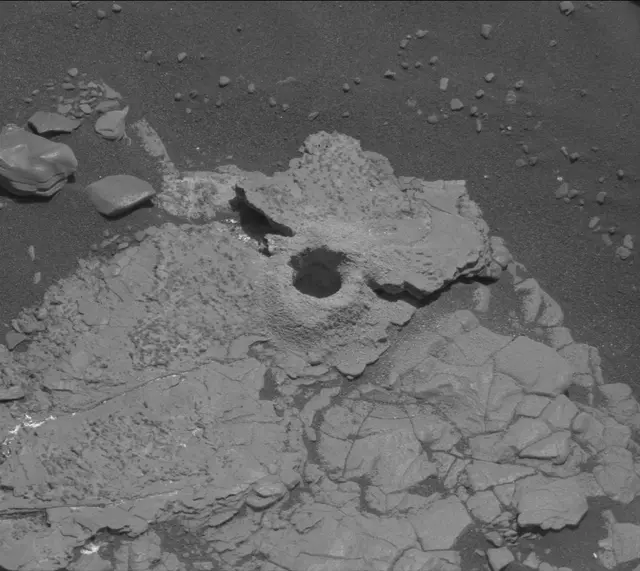 Sol 2911: Mast Camera (Mastcam)