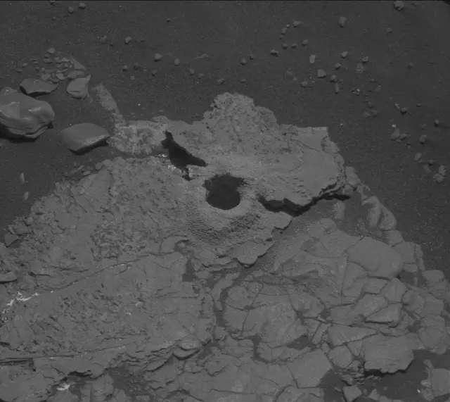 Sol 2911: Mast Camera (Mastcam)