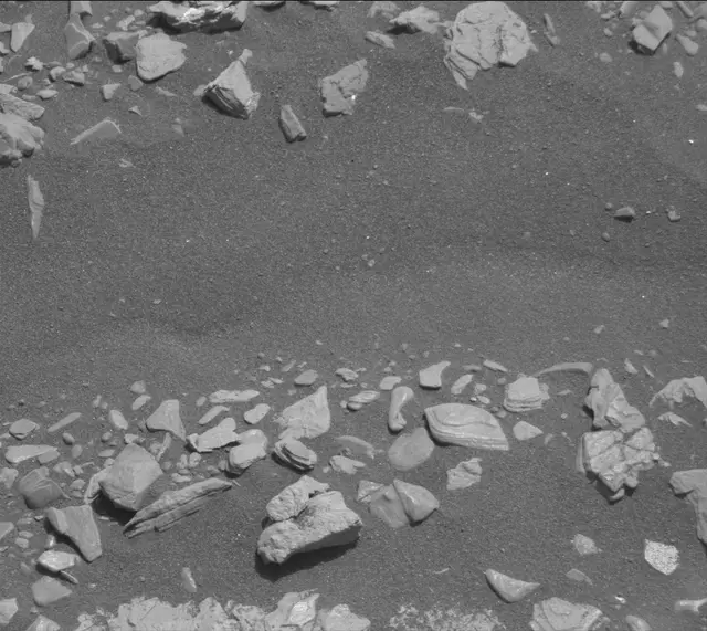 Sol 2914: Mast Camera (Mastcam)