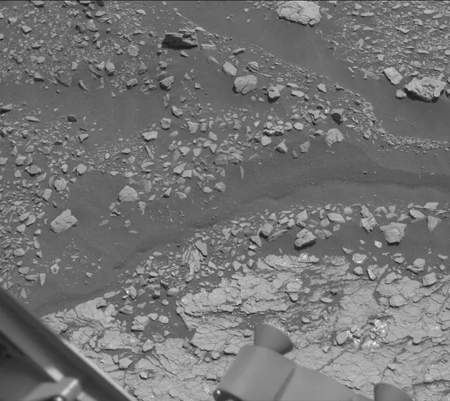 Sol 2919: Mast Camera (Mastcam)