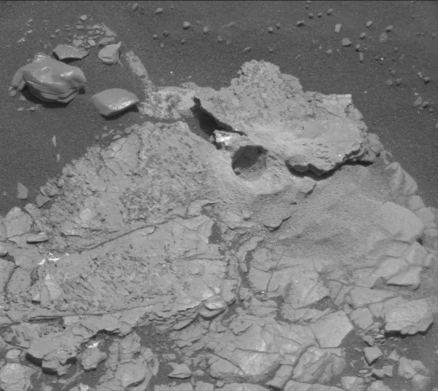 Sol 2919: Mast Camera (Mastcam)