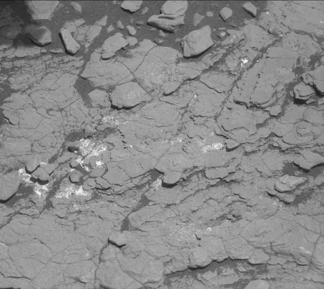 Sol 2920: Mast Camera (Mastcam)
