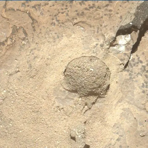 Sol 2920: Mars Hand Lens Imager (MAHLI)