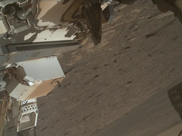 Sol 2922: Mars Hand Lens Imager (MAHLI)