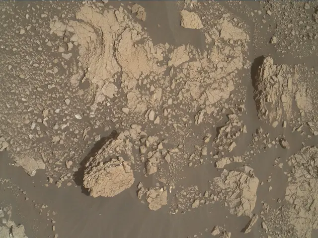 Sol 2922: Mars Hand Lens Imager (MAHLI)