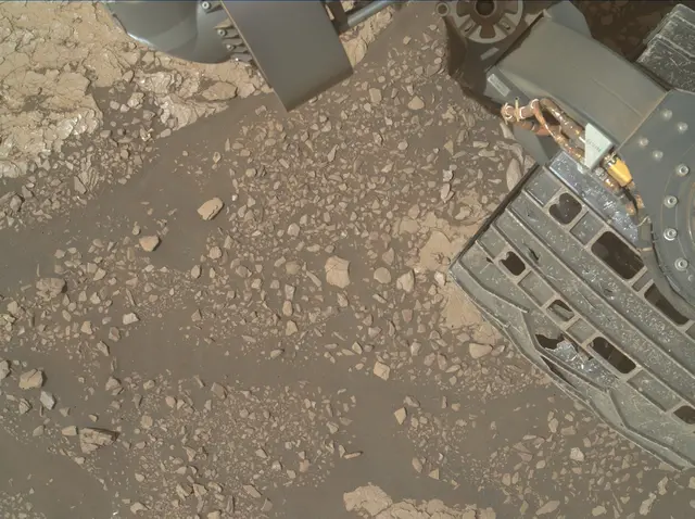 Sol 2922: Mars Hand Lens Imager (MAHLI)