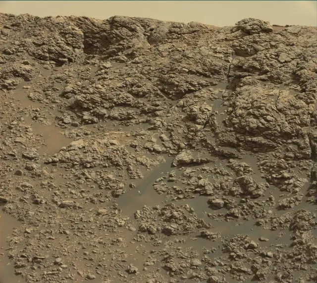Sol 2923: Mast Camera (Mastcam)