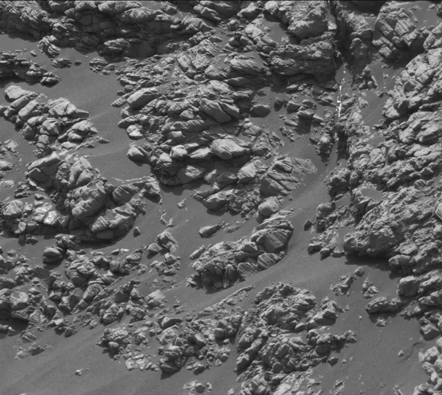 Sol 2924: Mast Camera (Mastcam)
