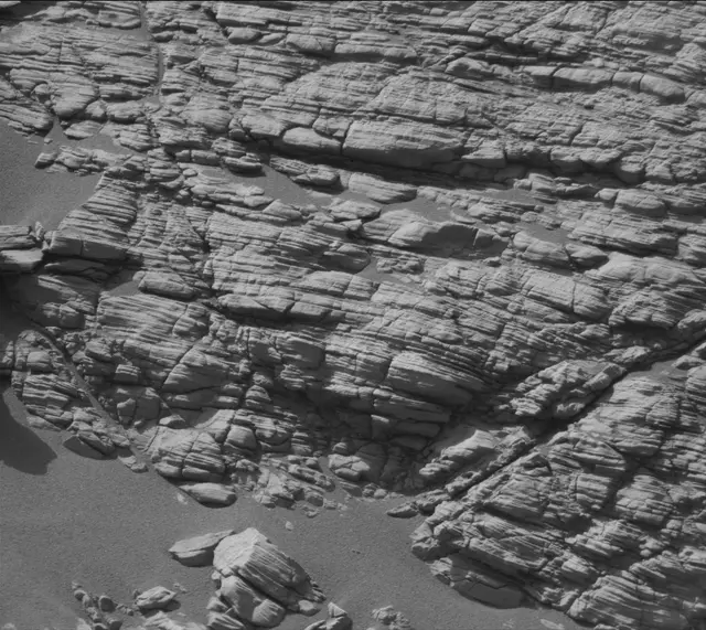 Sol 2924: Mast Camera (Mastcam)
