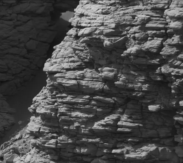 Sol 2924: Mast Camera (Mastcam)