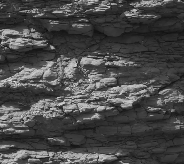 Sol 2924: Mast Camera (Mastcam)