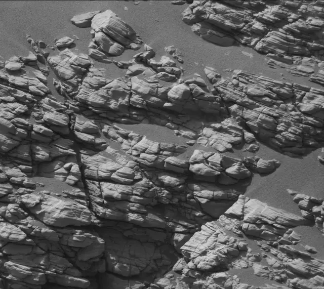 Sol 2924: Mast Camera (Mastcam)