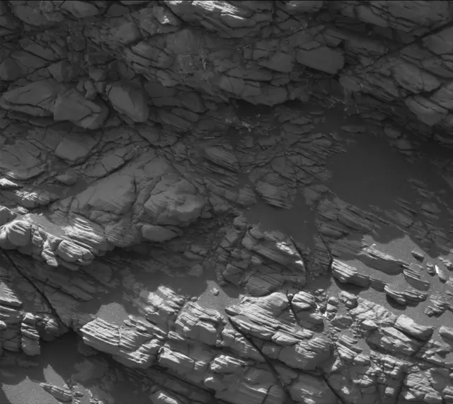 Sol 2924: Mast Camera (Mastcam)