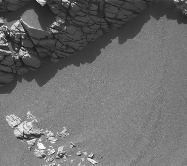 Sol 2924: Mast Camera (Mastcam)