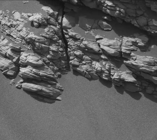 Sol 2924: Mast Camera (Mastcam)