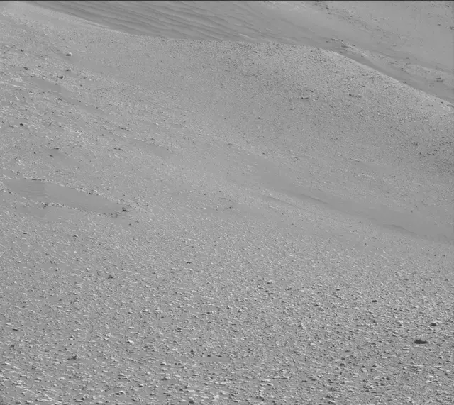 Sol 2925: Mast Camera (Mastcam)