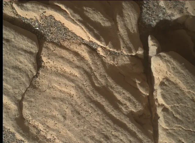 Sol 2925: Mars Hand Lens Imager (MAHLI)