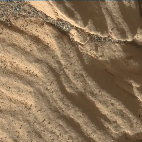 Sol 2925: Mars Hand Lens Imager (MAHLI)