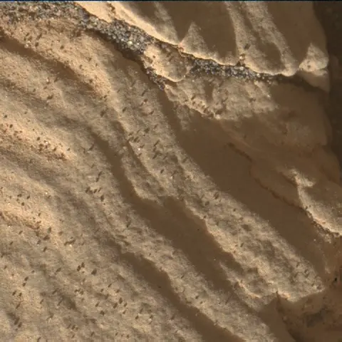 Sol 2925: Mars Hand Lens Imager (MAHLI)