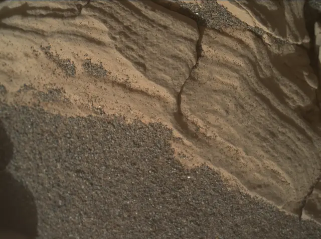 Sol 2925: Mars Hand Lens Imager (MAHLI)