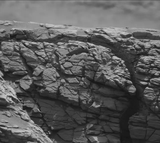 Sol 2926: Mast Camera (Mastcam)