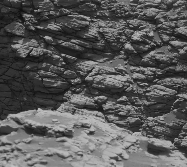 Sol 2926: Mast Camera (Mastcam)