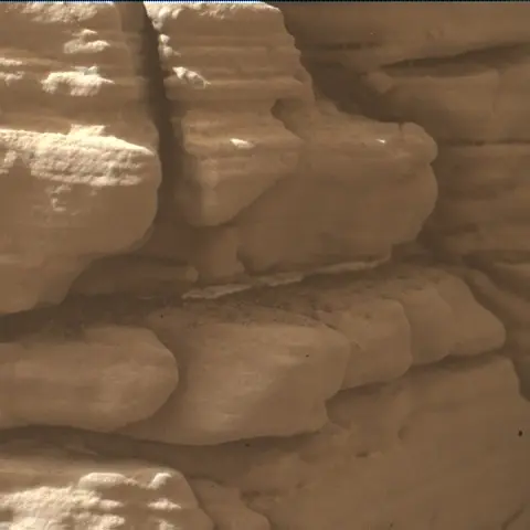Sol 2926: Mars Hand Lens Imager (MAHLI)
