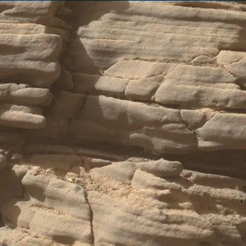 Sol 2926: Mars Hand Lens Imager (MAHLI)
