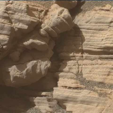 Sol 2926: Mars Hand Lens Imager (MAHLI)
