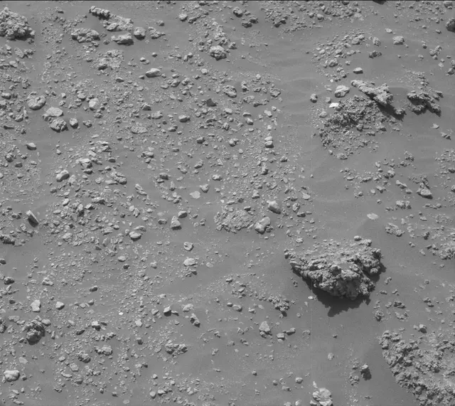 Sol 2928: Mast Camera (Mastcam)