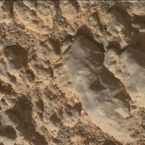 Sol 2928: Mars Hand Lens Imager (MAHLI)