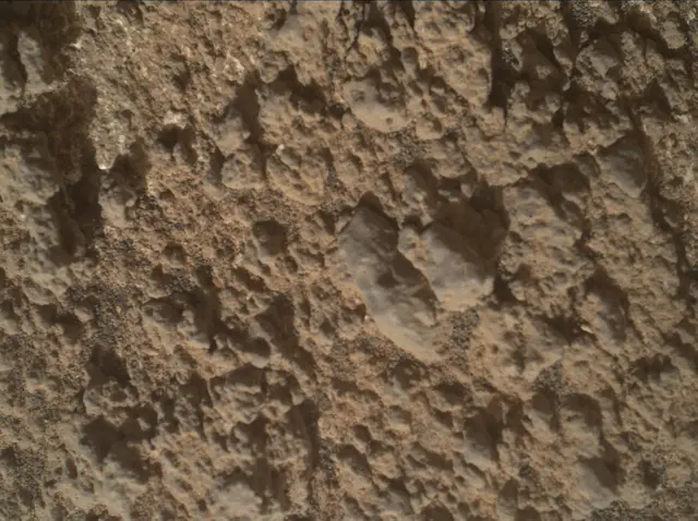 Sol 2928: Mars Hand Lens Imager (MAHLI)