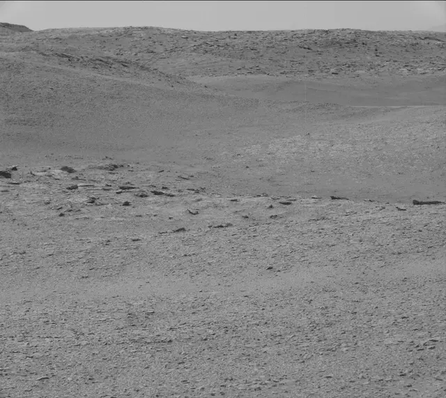 Sol 2931: Mast Camera (Mastcam)